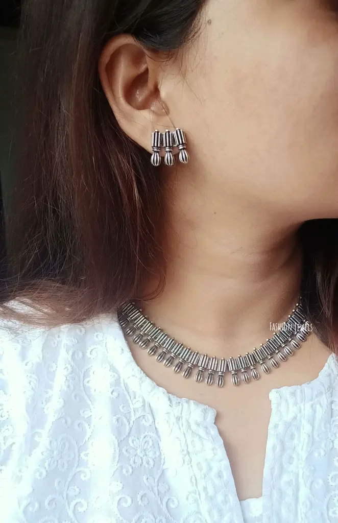 Silversleekstatementchokerset-FashionJewels2.webp
