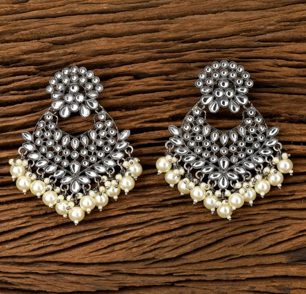 Blackmetalkundanlightweightpearlchandbali-FashionJewels2.webp