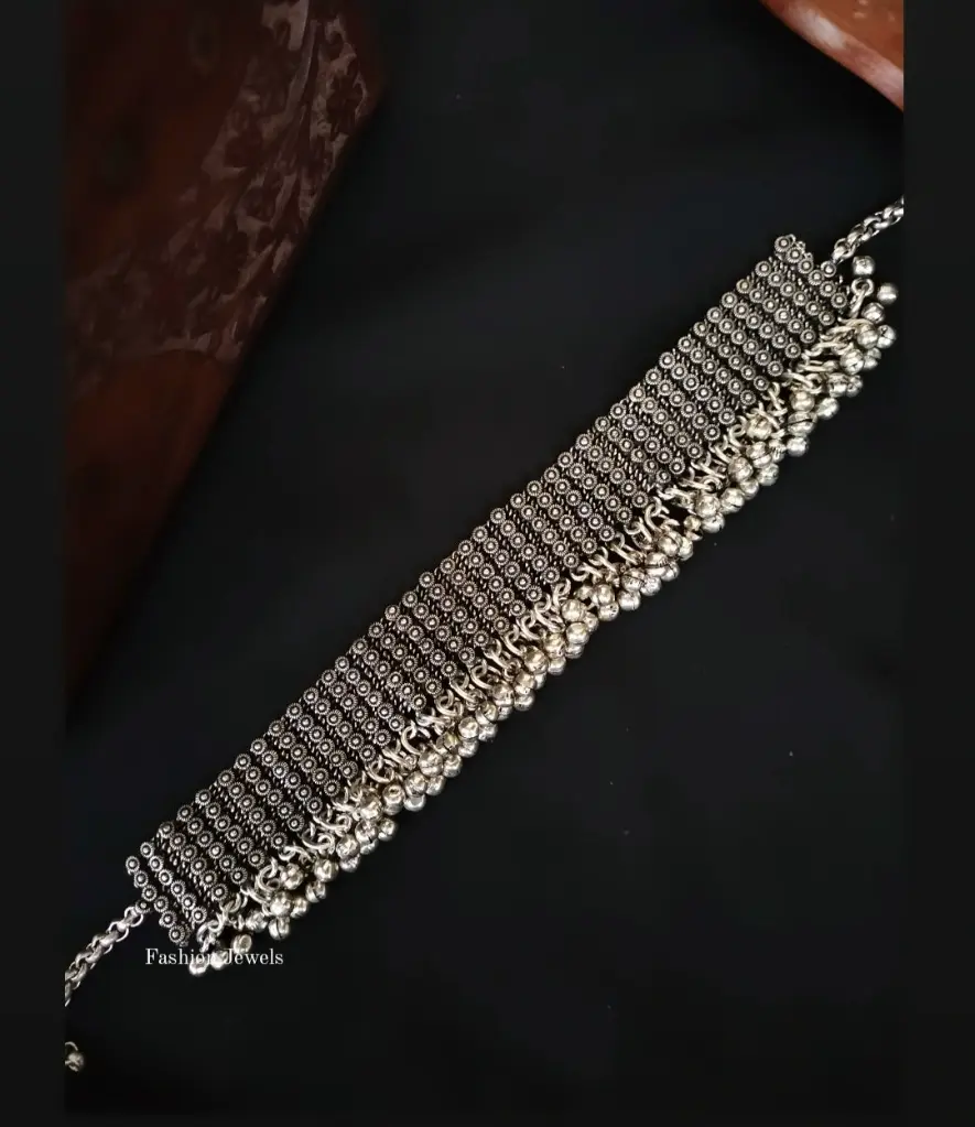CelebsInspiredSilverBroadGhunghrooChoker-FashionJewels1.webp