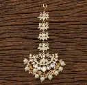 GoldenkundanmintpearlChandMangtika-FashionJewels3.webp