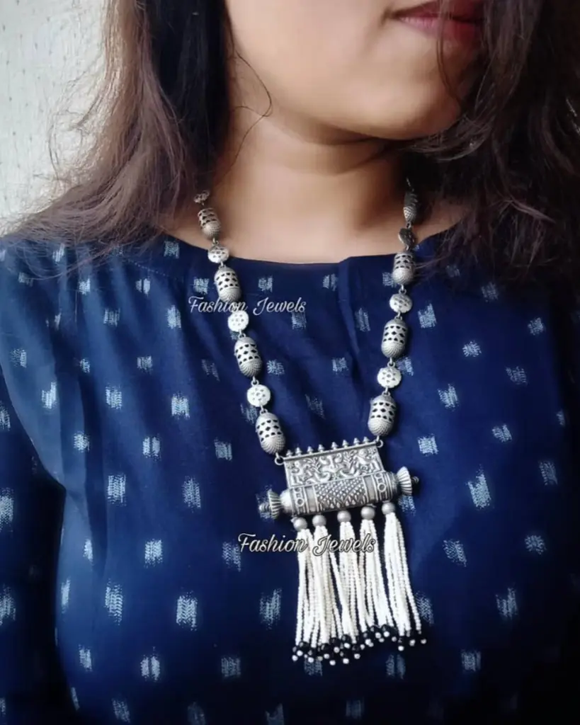 Meena Silverlook Alike Pearl Zircon Necklace Set