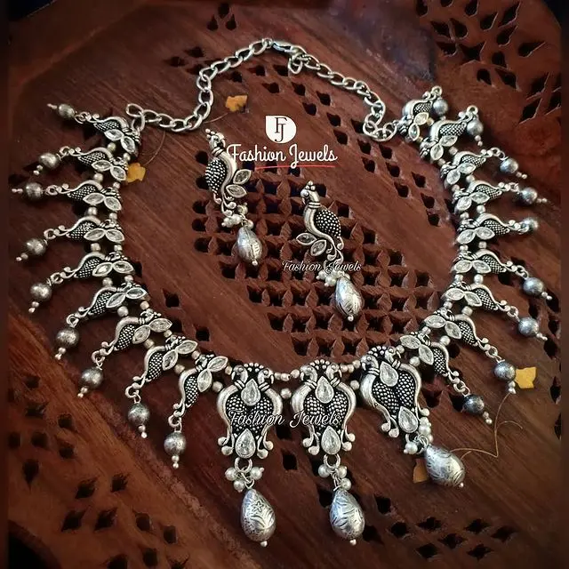 Silverlook alike Zircon peacock Necklace set