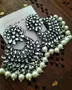 Blackmetal kundan lightweight pearl chandbali