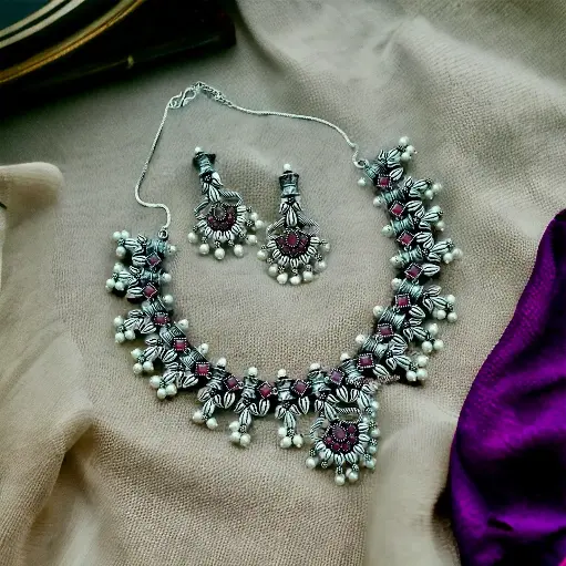 Guttapusalu Ruby stone pearl Necklace set