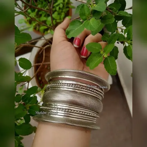 Silver oxidised Bangles set