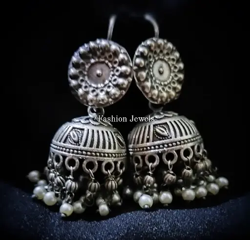 Silverlook alike Pearl hook Jhumka
