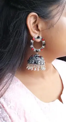 Tanvi Jumbo lightweight silver jhumka