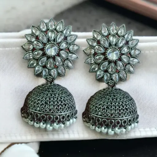Shiny flower Silver ad stone Jhumka