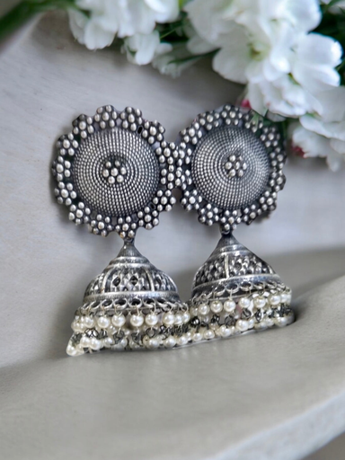 Sanvi Silver Pearl Statement Jhumka