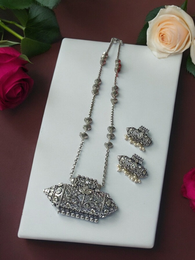 Avira SilverlookAlike Zircon Long Chain Necklace Set