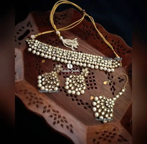 Premium Golden kundan pearl Choker set (comes with Mangtika)