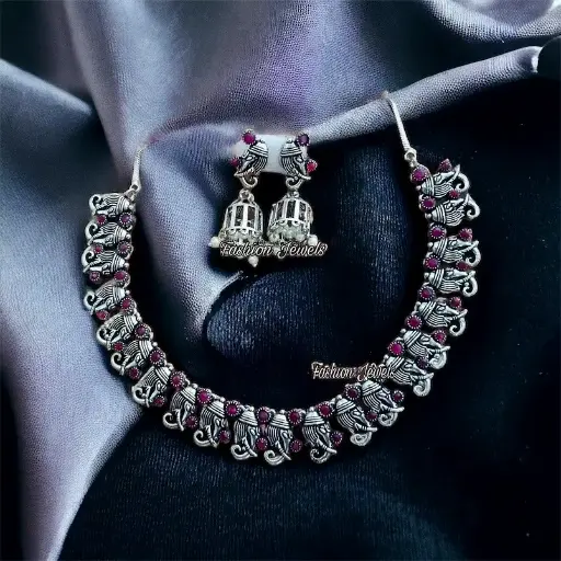 Beautiful Ruby Silver Ganesha Necklace Set