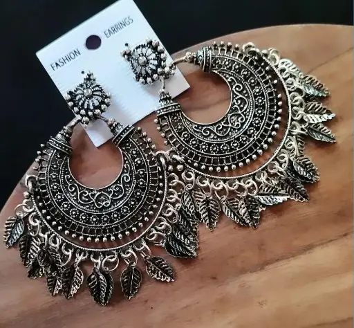 Silver oxidised Chandbali