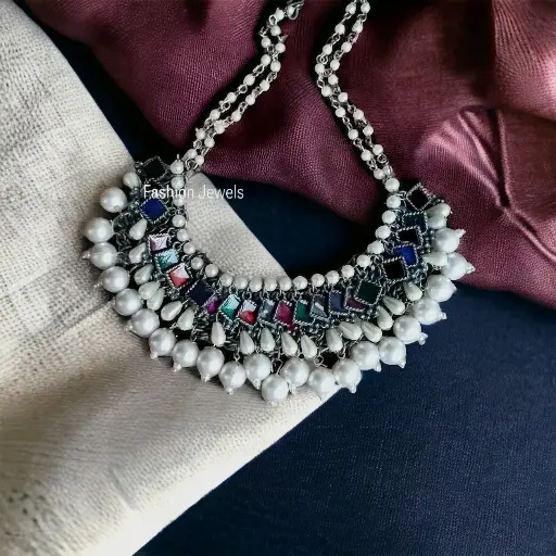 Silver pearl Enamel Trendy Choker