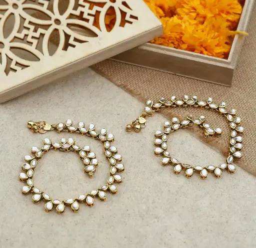 Golden Kundan Droplet Ghunghroo Anklet