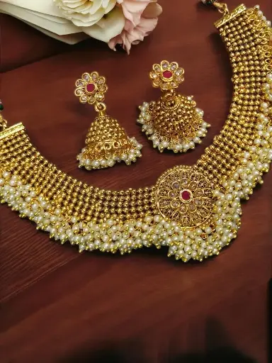 Premium Golden Cluster Pearl-Necklace Set