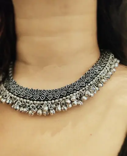 Inaya Silver Ghunghroo Choker