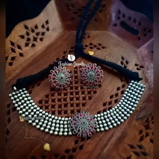 Silverlook alike Ruby choker set